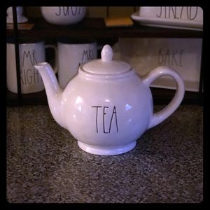 Rae Dunn TEAPOT